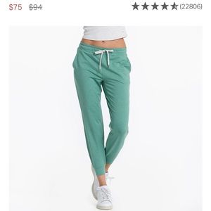 Vuori DreamKnit performance joggers